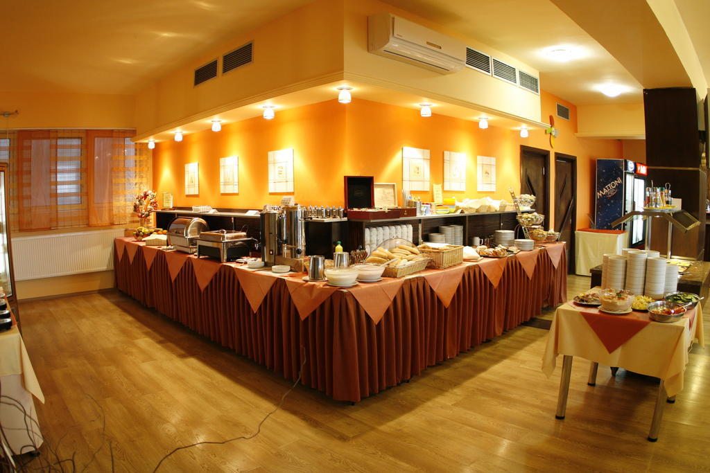 Wellness Hotel Diana Velke Losiny Bagian luar foto