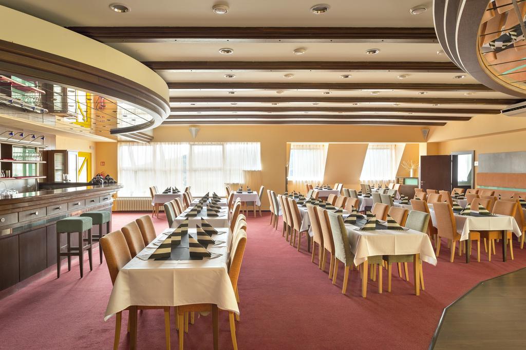 Wellness Hotel Diana Velke Losiny Bagian luar foto