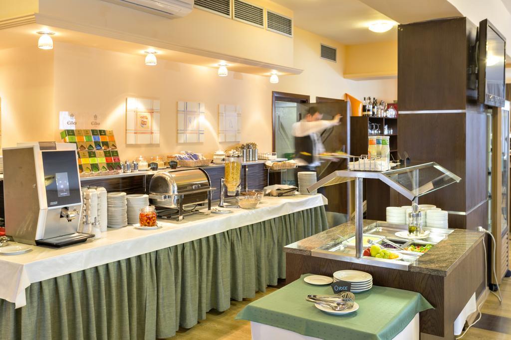 Wellness Hotel Diana Velke Losiny Bagian luar foto
